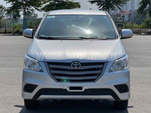 Xe Toyota Innova 2.0E 2015