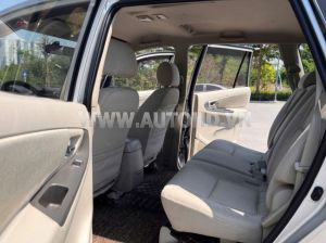 Xe Toyota Innova 2.0E 2015