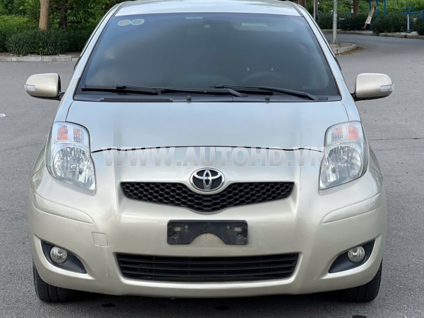 Toyota Yaris 1.3 AT 2010