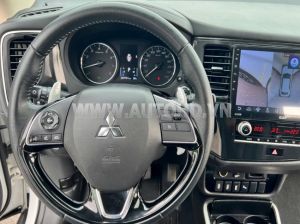 Xe Mitsubishi Outlander Premium 2.0 CVT 2021