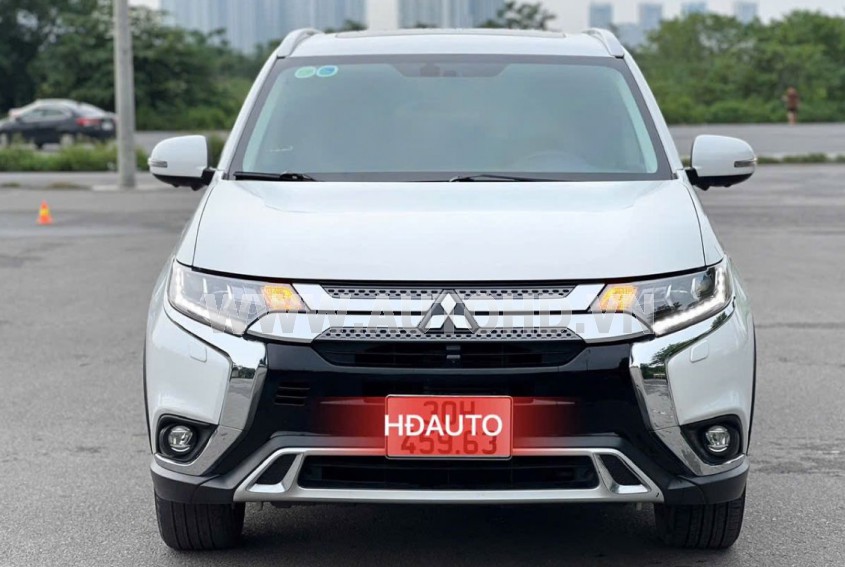 Mitsubishi Outlander Premium 2.0 CVT 2021