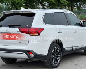 Xe Mitsubishi Outlander Premium 2.0 CVT 2021