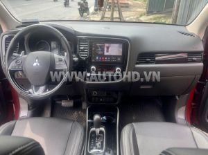 Xe Mitsubishi Outlander 2.0 CVT 2020