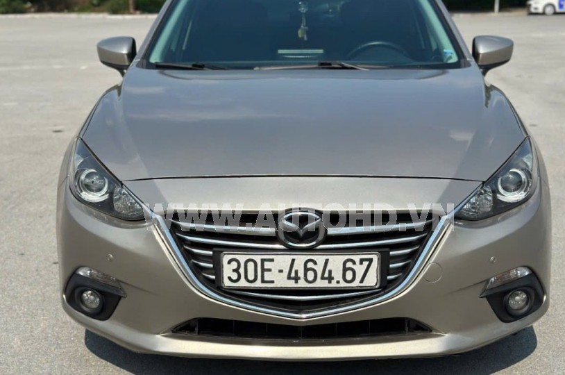 Mazda 3 1.5 AT 2016