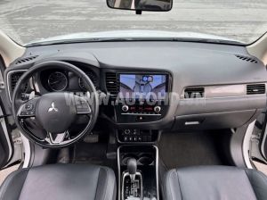 Xe Mitsubishi Outlander Premium 2.0 CVT 2021