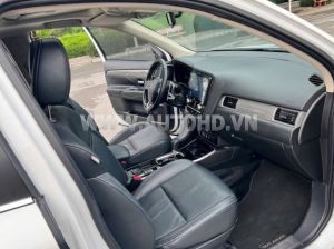 Xe Mitsubishi Outlander Premium 2.0 CVT 2021